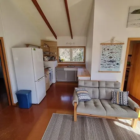 Lola'S Beach Cottage Hahei Exterior foto